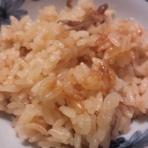 しっかり味のきのこの炊き込みご飯